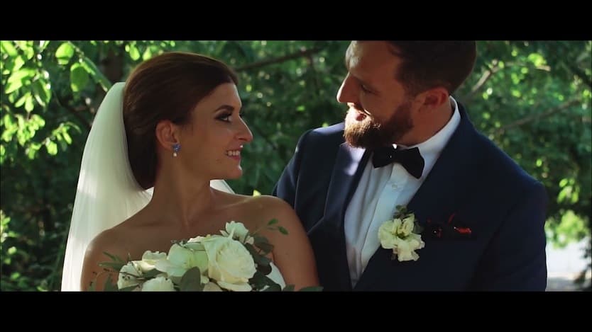 Videoclip de Eduard Films la The Wedding House