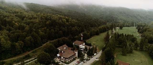 Videoclip de Fancy Films la Pensiunea Valea Sipotului