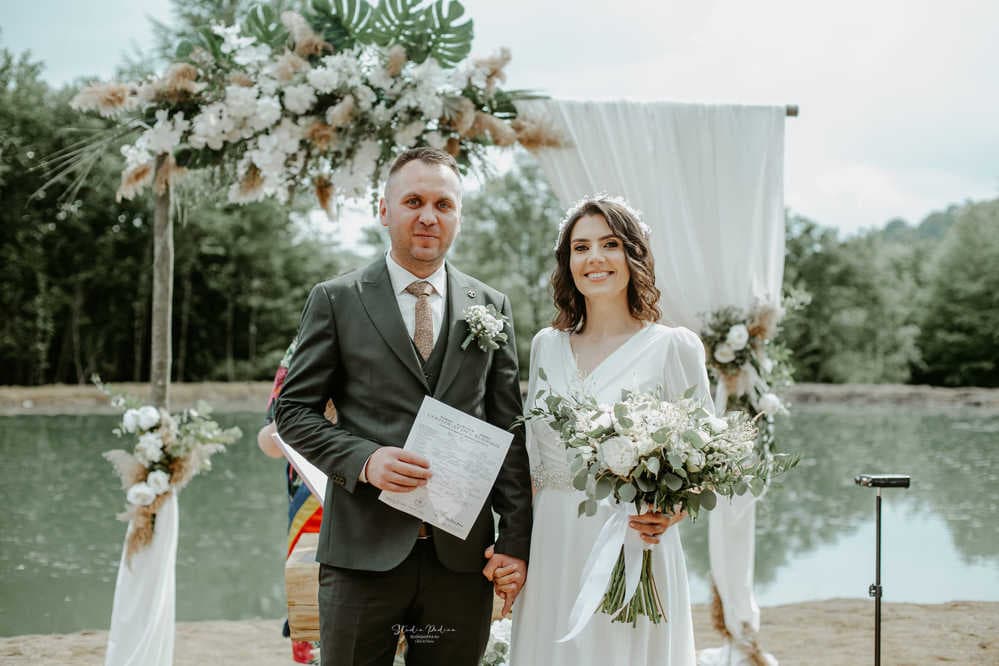 Daniel È™i MÄƒdÄƒlina  - Fotografii de Diana PodinÄƒ