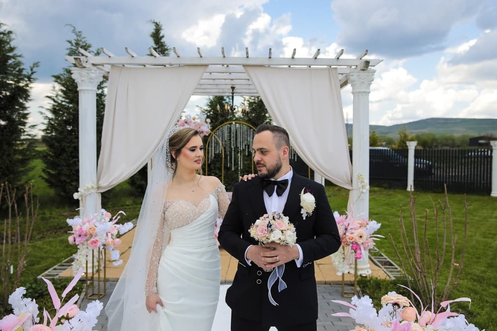 Robert & Daniela - Fotografii de Kelemen Zoltan (Wedding Joy)