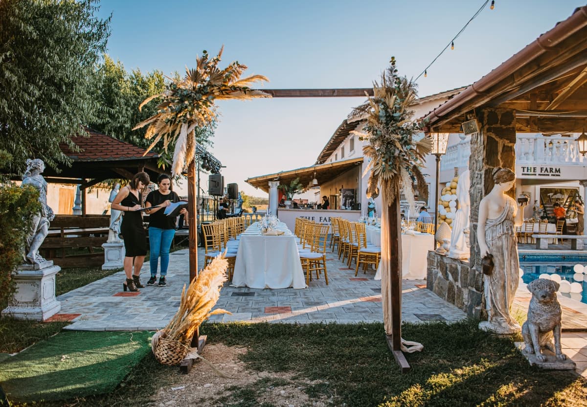The Farm - Craiova
