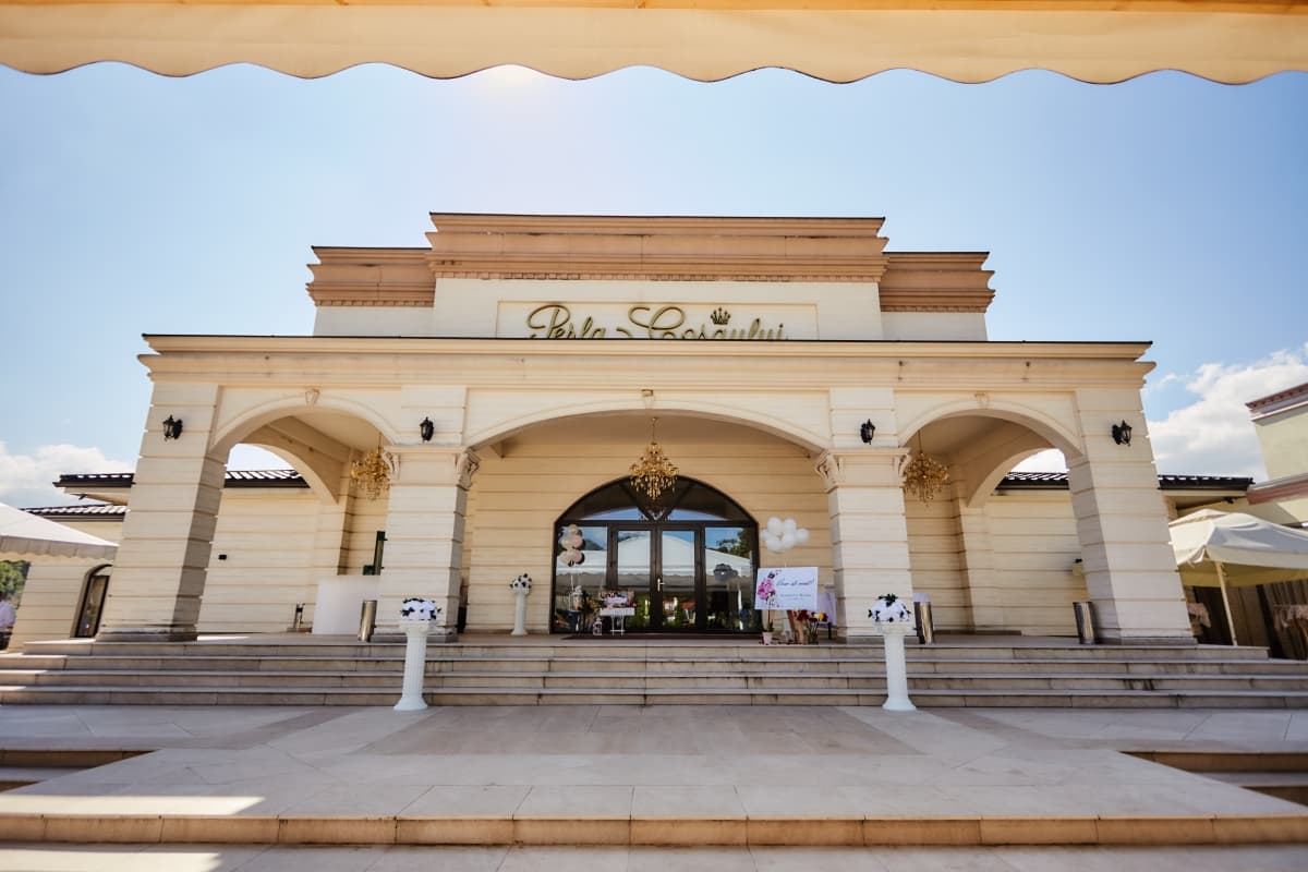 Perla Cosaului - locatie pentru nunti in Ferești, Maramureș