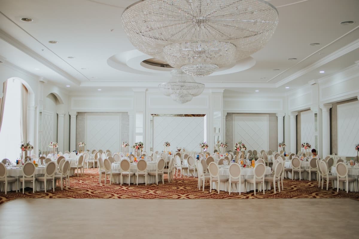 Velvet Events - locatie pentru nunti in Târnăveni, Mureș
