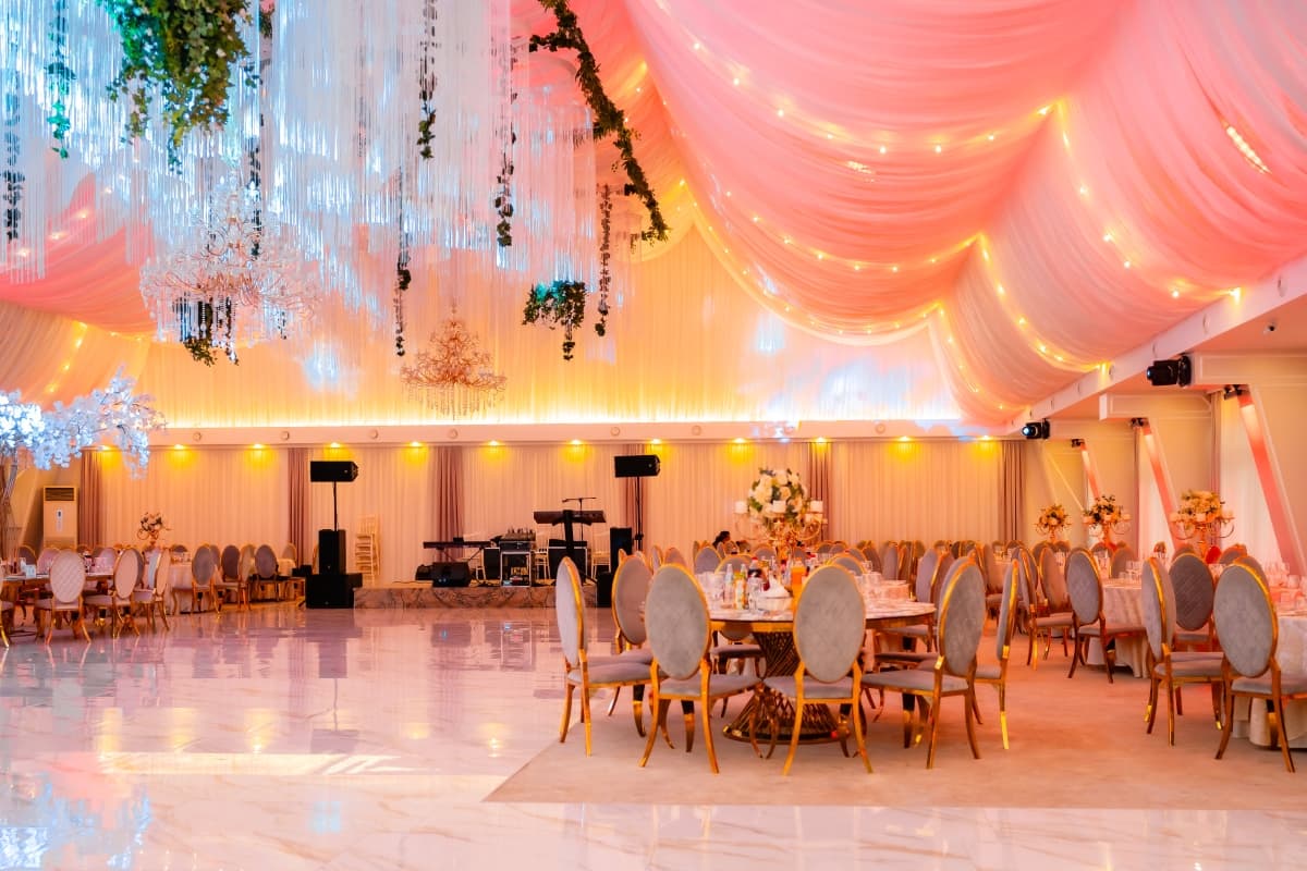Ballroom Andra - locatie pentru nunti in Tecuci, Galați