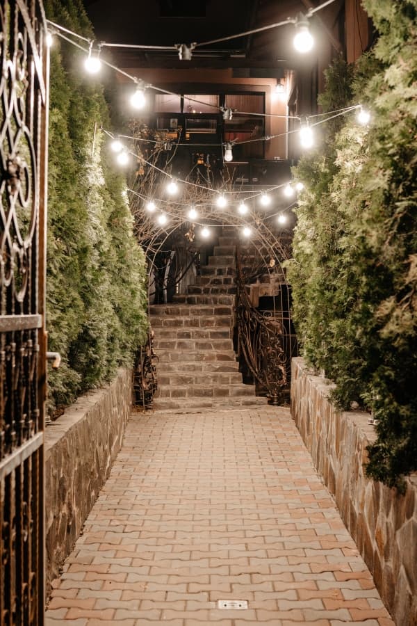 Restaurant Roata - locatie pentru nunti in Dofteana, Bacău