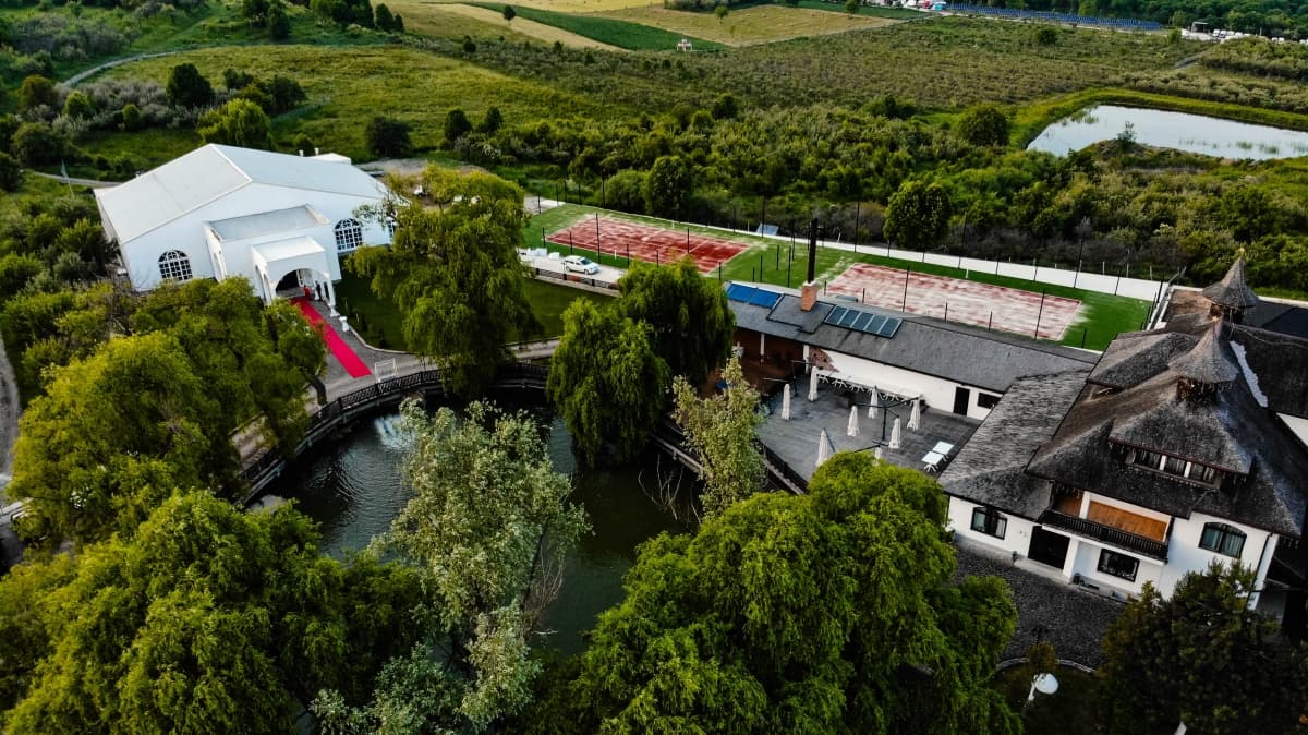 La Castel Posesti Prahova - locatie pentru nunti in Poseștii Pământeni, Prahova