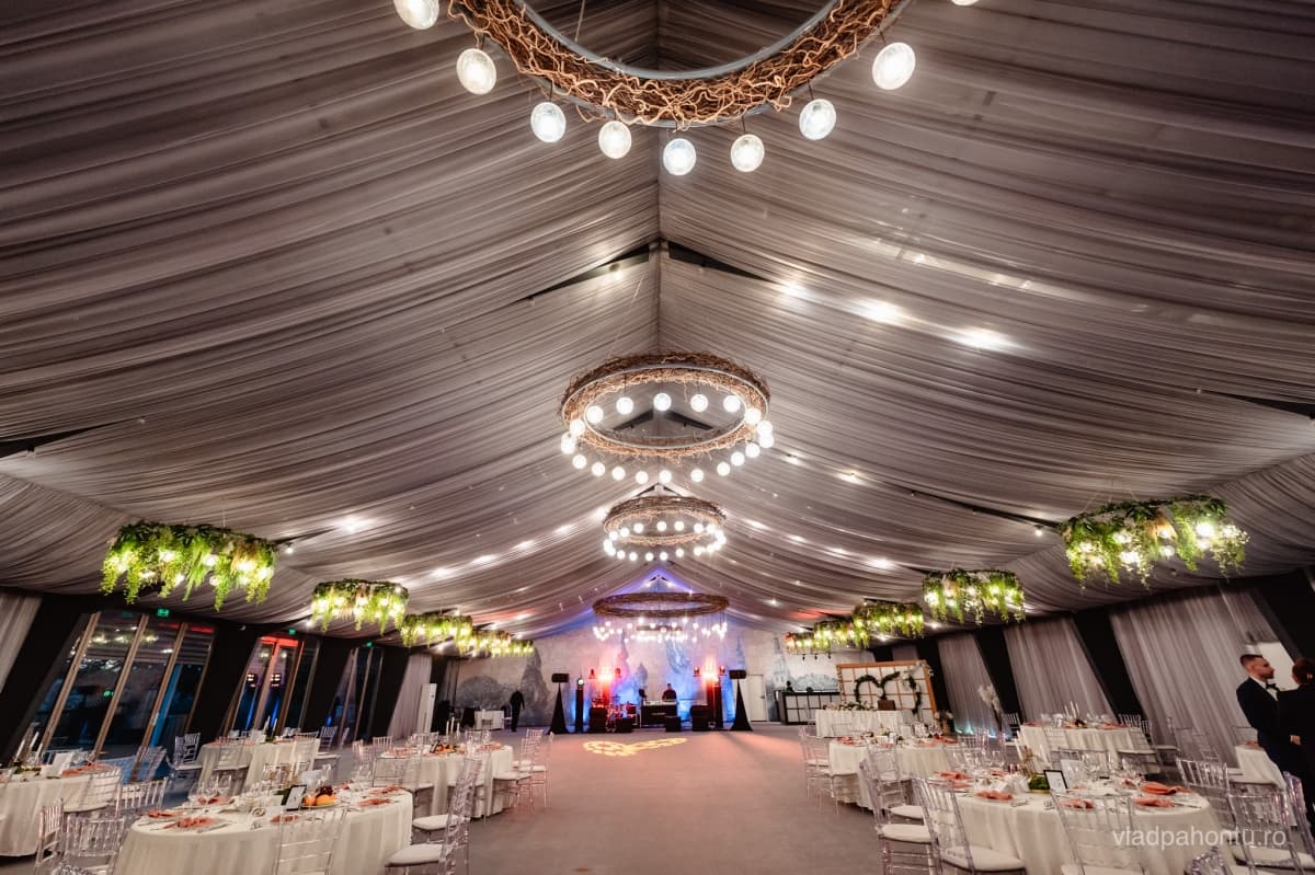 BonBon Club - Dragomirești-Vale