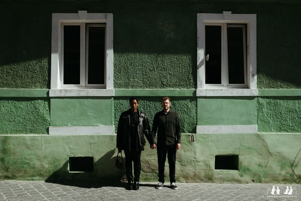 Cassie & Jona - Save the Date in Brasov - Fotografii de Oameni si Umbre