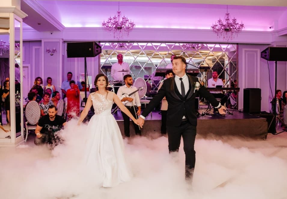 Alexandra & Alexandru - Fotografii de Raw Studio