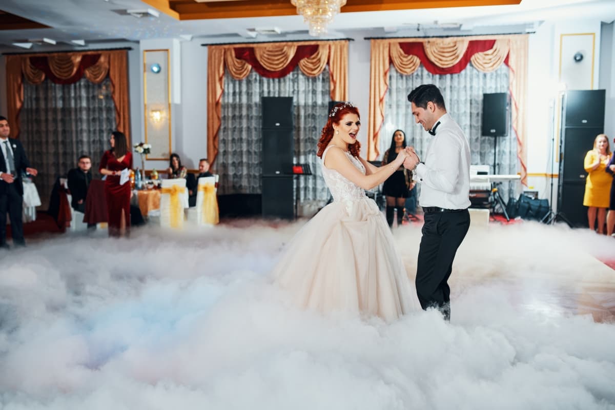 Ballroom Maneciu - Maneciu